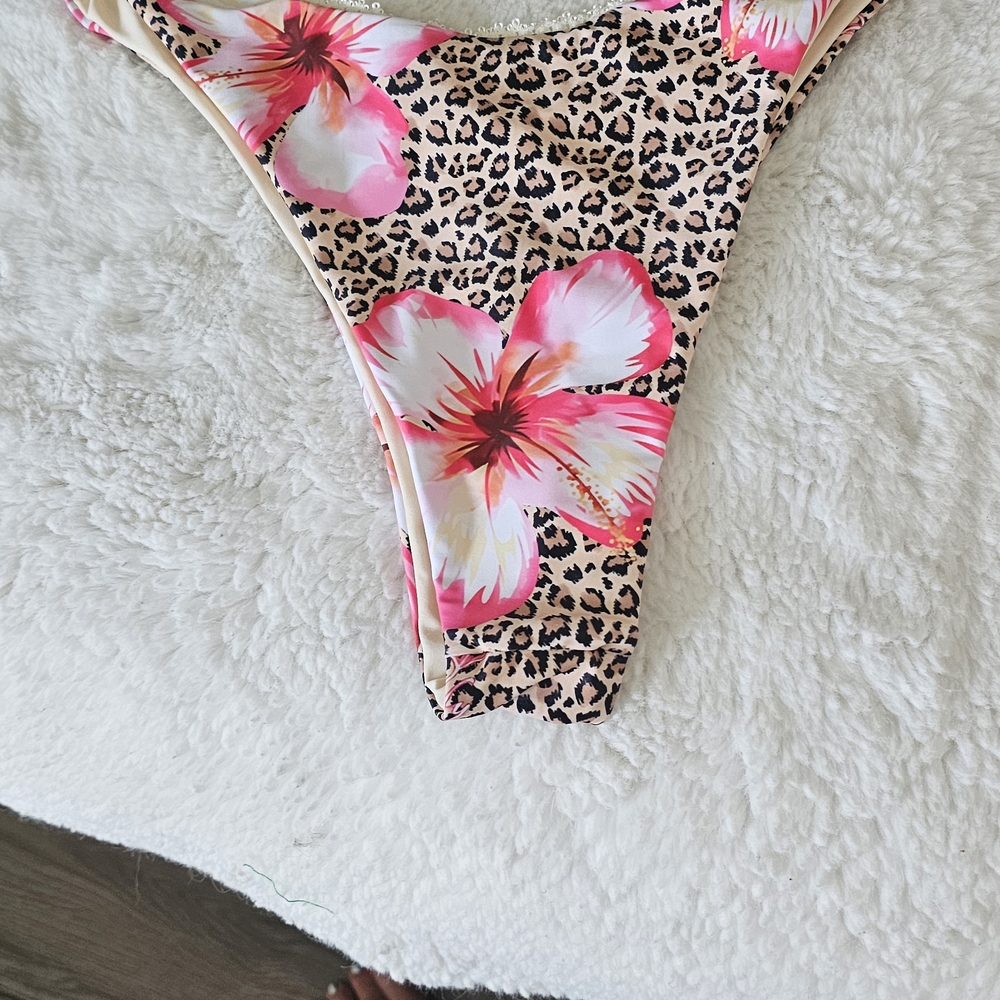 Exotic Floral Leopard Bikini Set - Picture 6 of 9